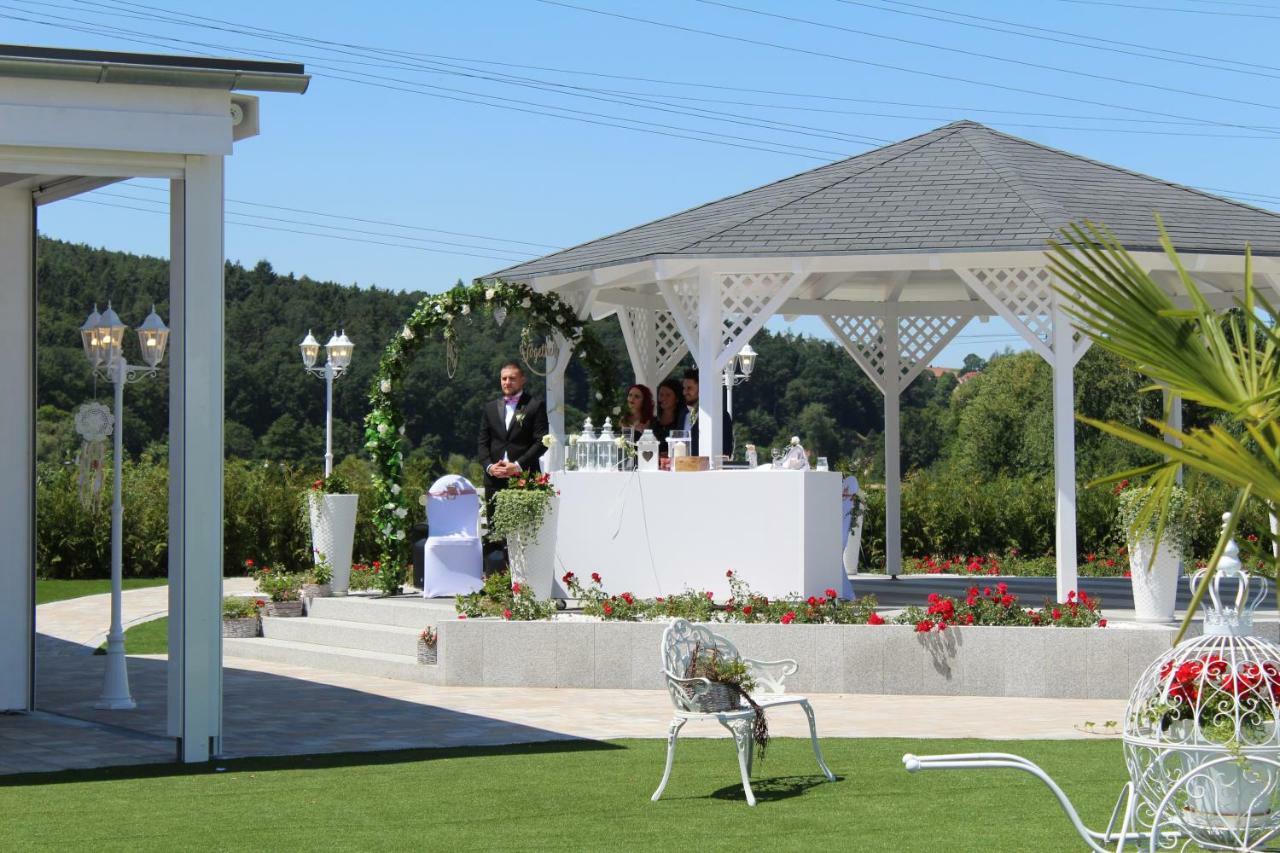 Landhotel Grabinger Schwandorf in Bayern Exterior photo